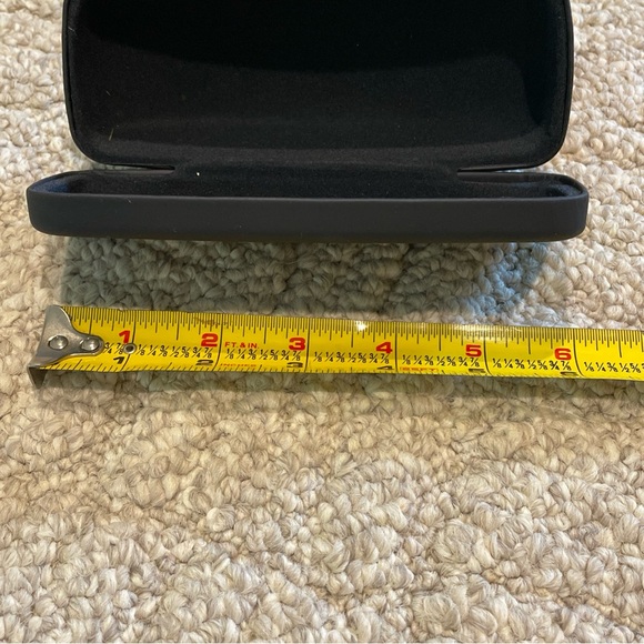 AUTHENTIC- NAUTICA - NAVY BLUE - HARD EYEGLASSES CASE - Picture 4 of 5